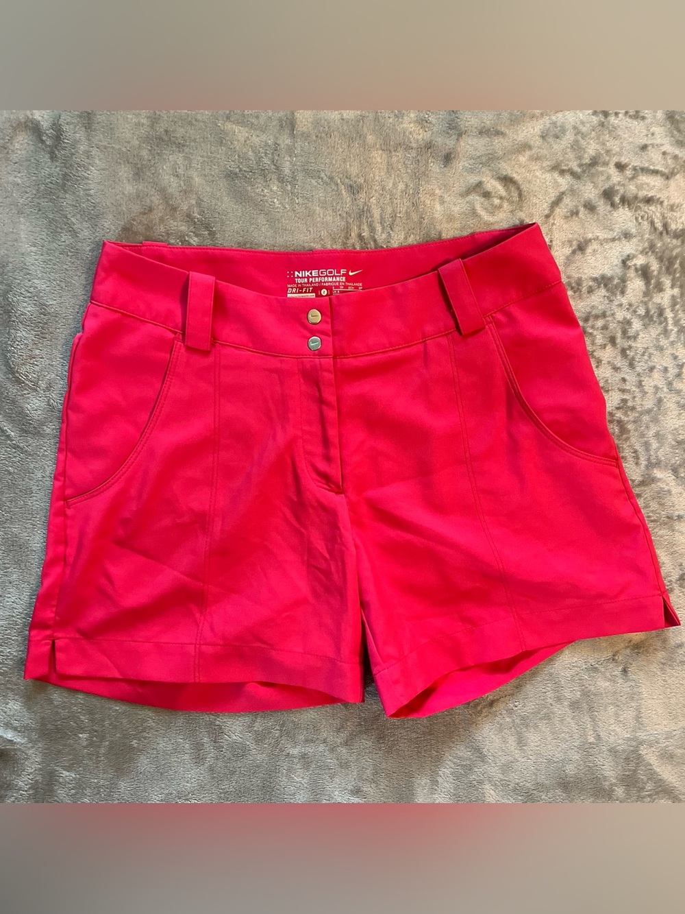 Nike Golf Tour Performance Women’s Shorts Size 2